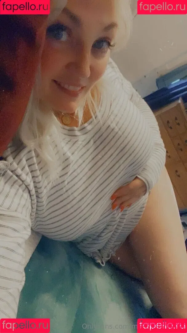_maminano_ / maminano_free Onlyfans Photo Gallery 