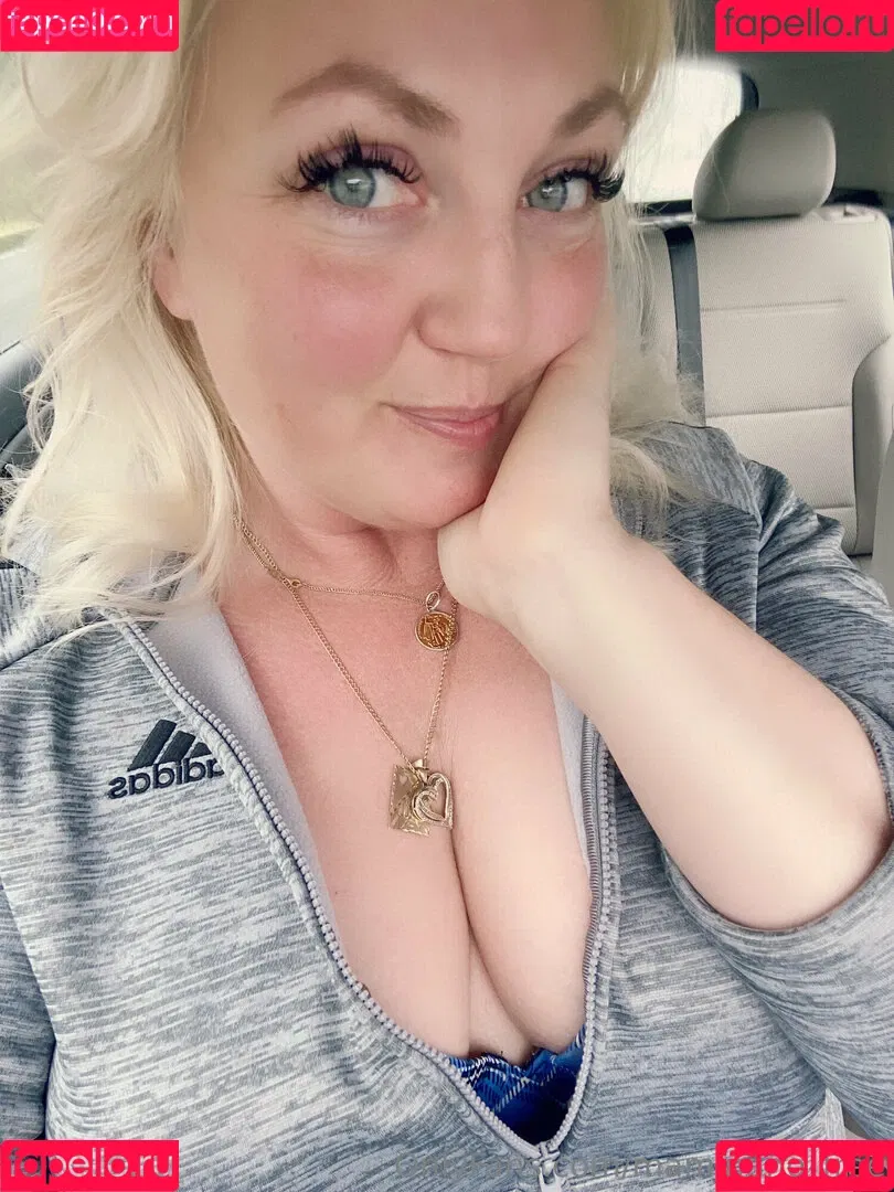_maminano_ / maminano_free Onlyfans Photo Gallery 