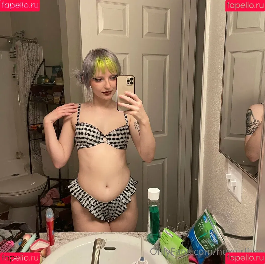 graveyardgoddess / hexgirlfree Onlyfans Photo Gallery 