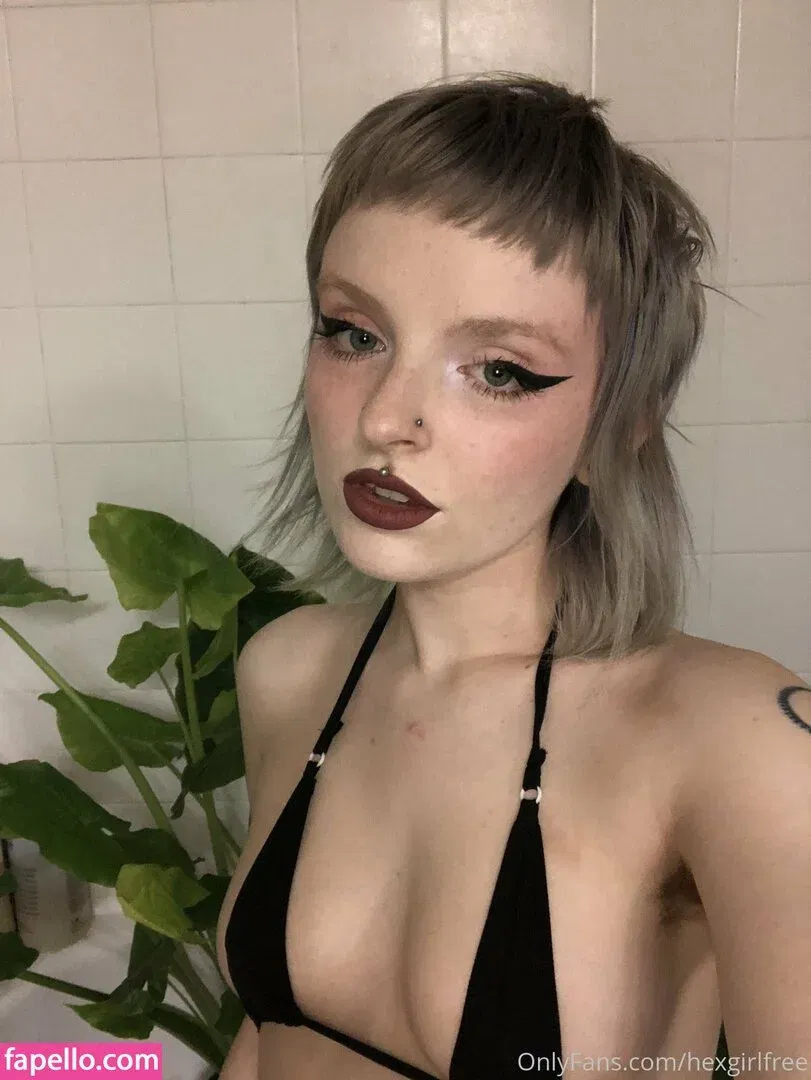 graveyardgoddess / hexgirlfree Onlyfans Photo Gallery 