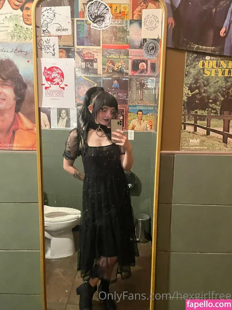 graveyardgoddess / hexgirlfree Onlyfans Photo Gallery 