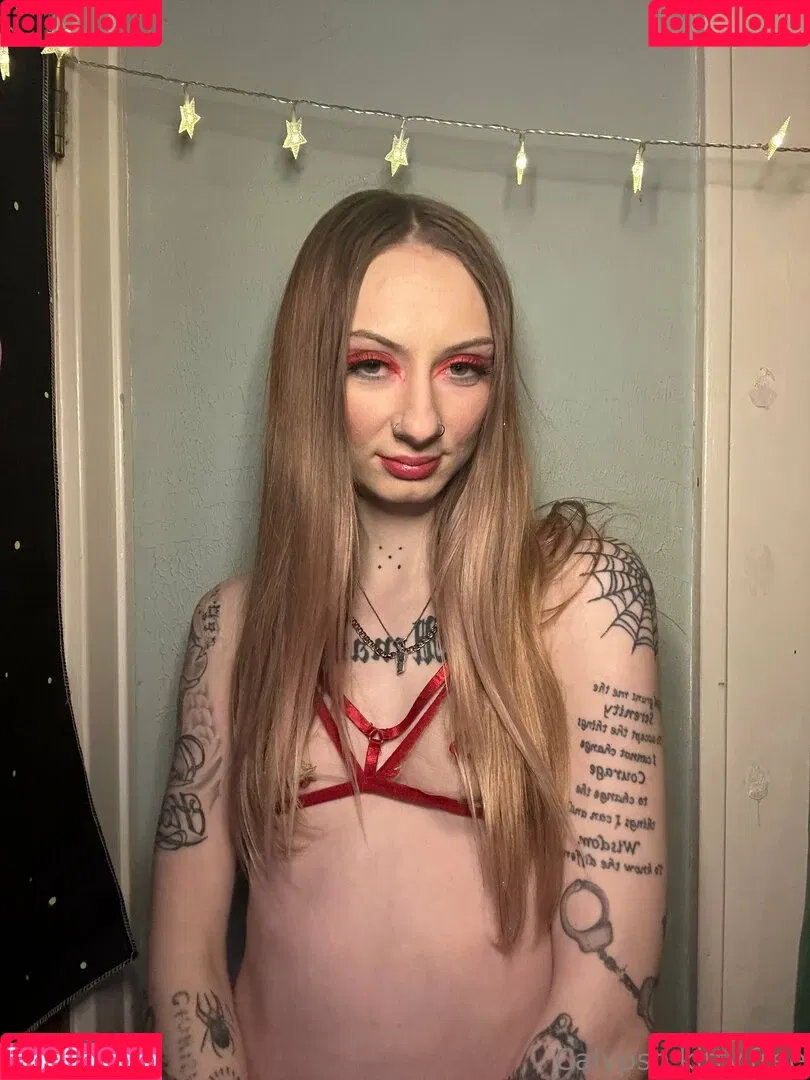 calypsokittyfree / kit_kalypso Onlyfans Photo Gallery 