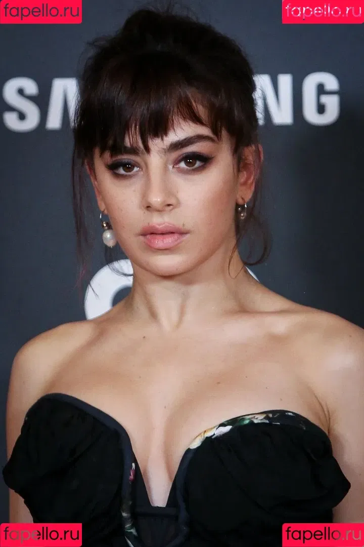 Charli XCX / charli_xcx / charlignarly Onlyfans Photo Gallery 