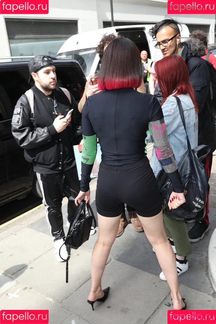 Charli XCX / charli_xcx / charlignarly Onlyfans Photo Gallery 
