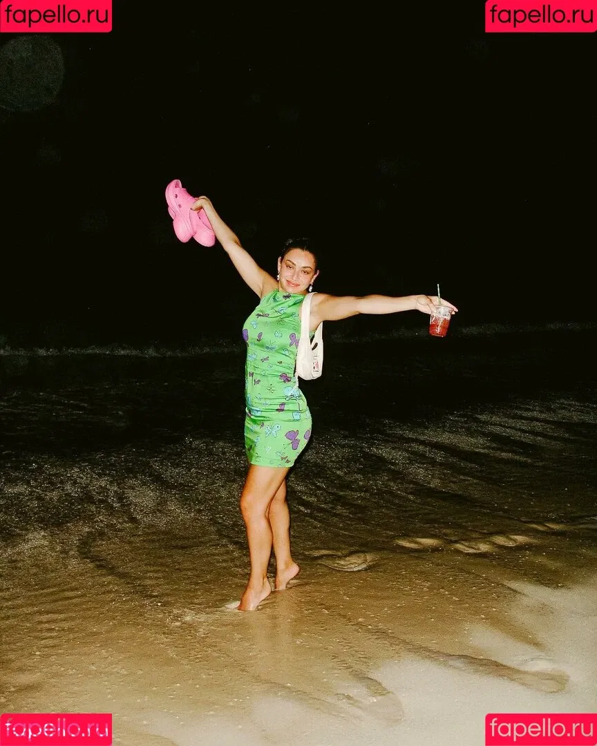 Charli XCX / charli_xcx / charlignarly Onlyfans Photo Gallery 