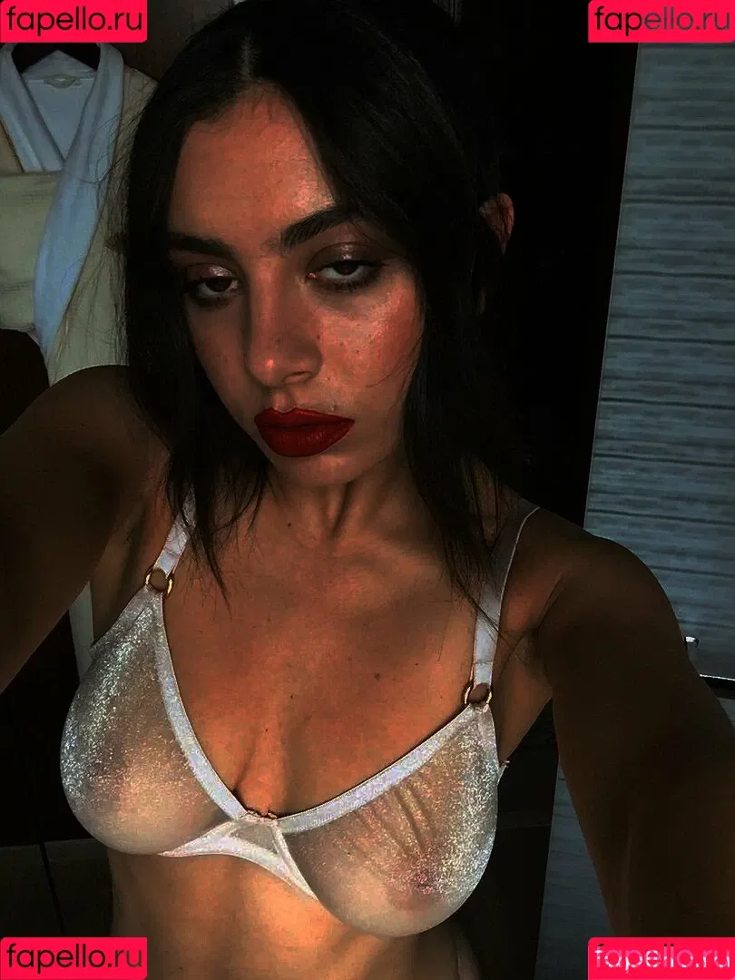Charli XCX / charli_xcx / charlignarly Onlyfans Photo Gallery 