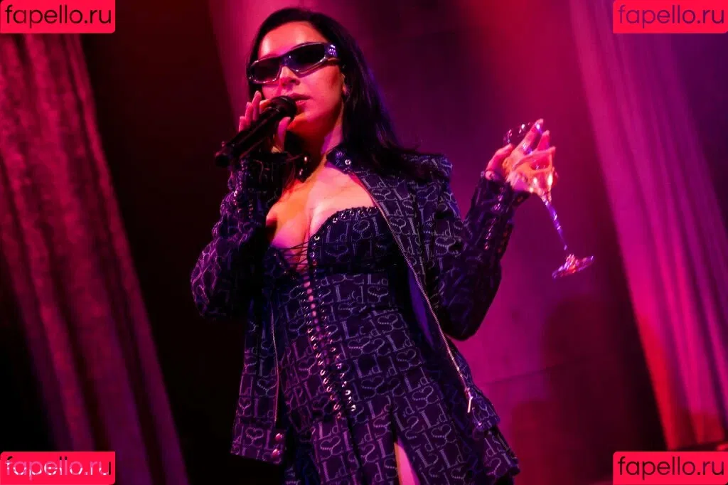 Charli XCX / charli_xcx / charlignarly Onlyfans Photo Gallery 