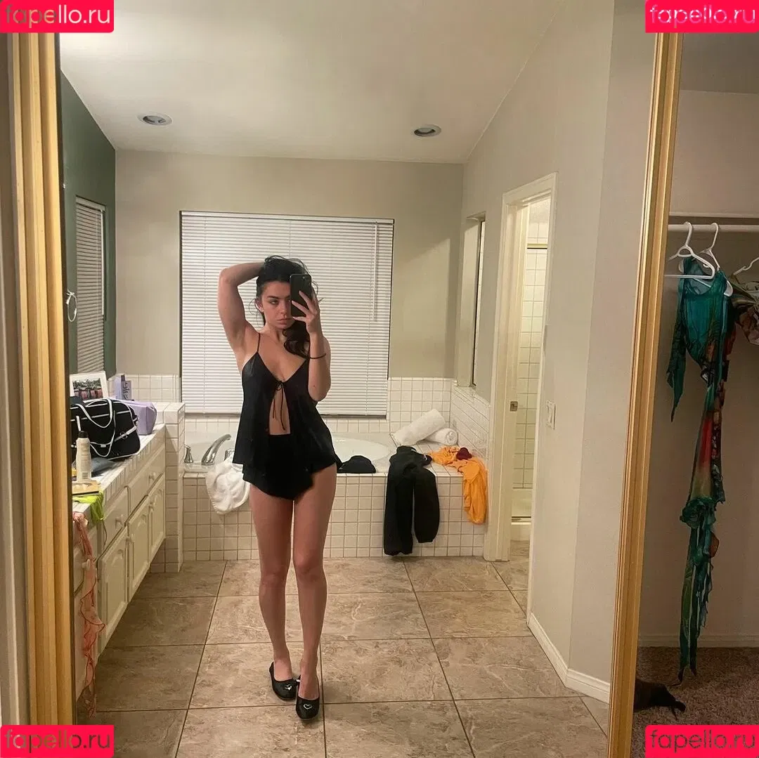 Charli XCX / charli_xcx / charlignarly Onlyfans Photo Gallery 