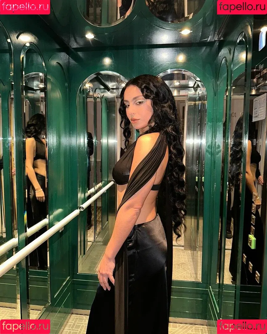 Charli XCX / charli_xcx / charlignarly Onlyfans Photo Gallery 