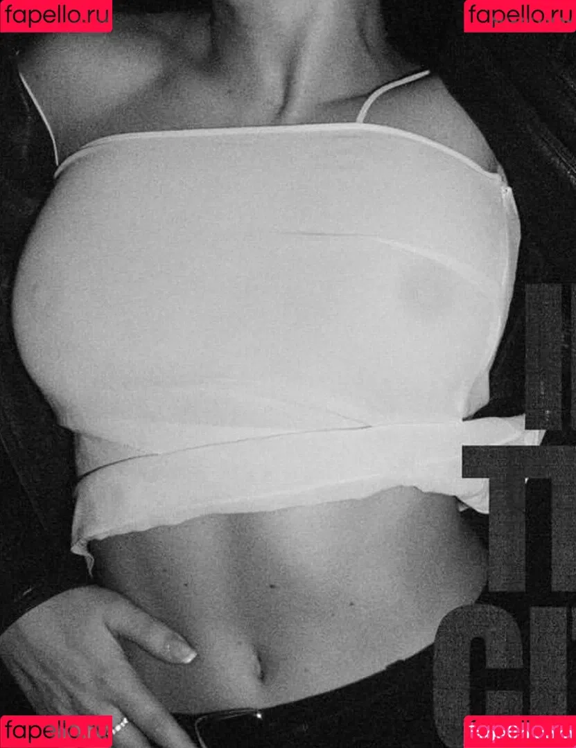 Charli XCX / charli_xcx / charlignarly Onlyfans Photo Gallery 