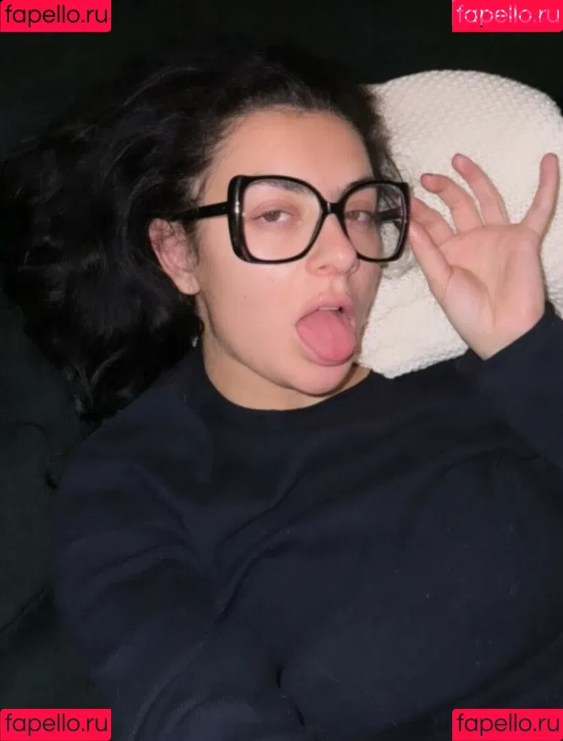 Charli XCX / charli_xcx / charlignarly Onlyfans Photo Gallery 
