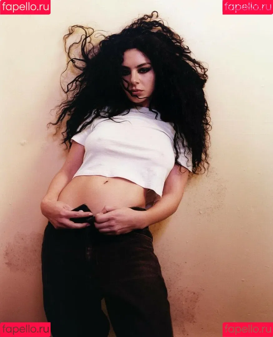 Charli XCX / charli_xcx / charlignarly Onlyfans Photo Gallery 