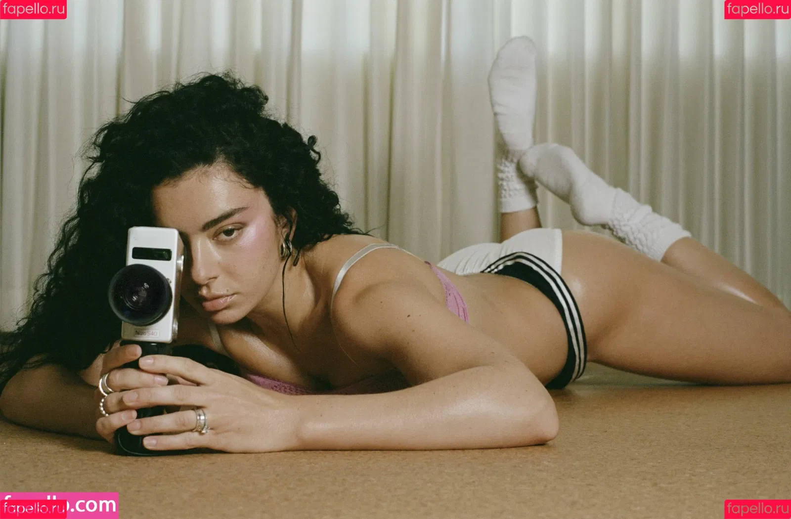 Charli XCX / charli_xcx / charlignarly Onlyfans Photo Gallery 