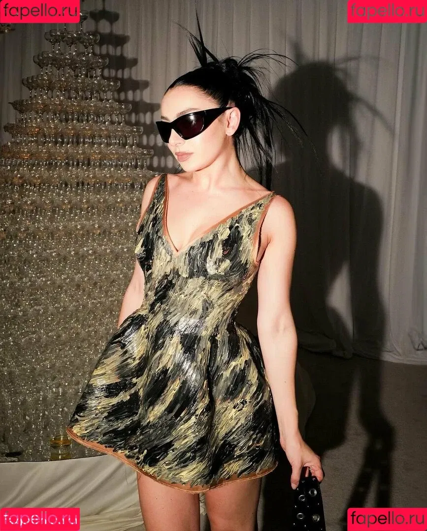 Charli XCX / charli_xcx / charlignarly Onlyfans Photo Gallery 