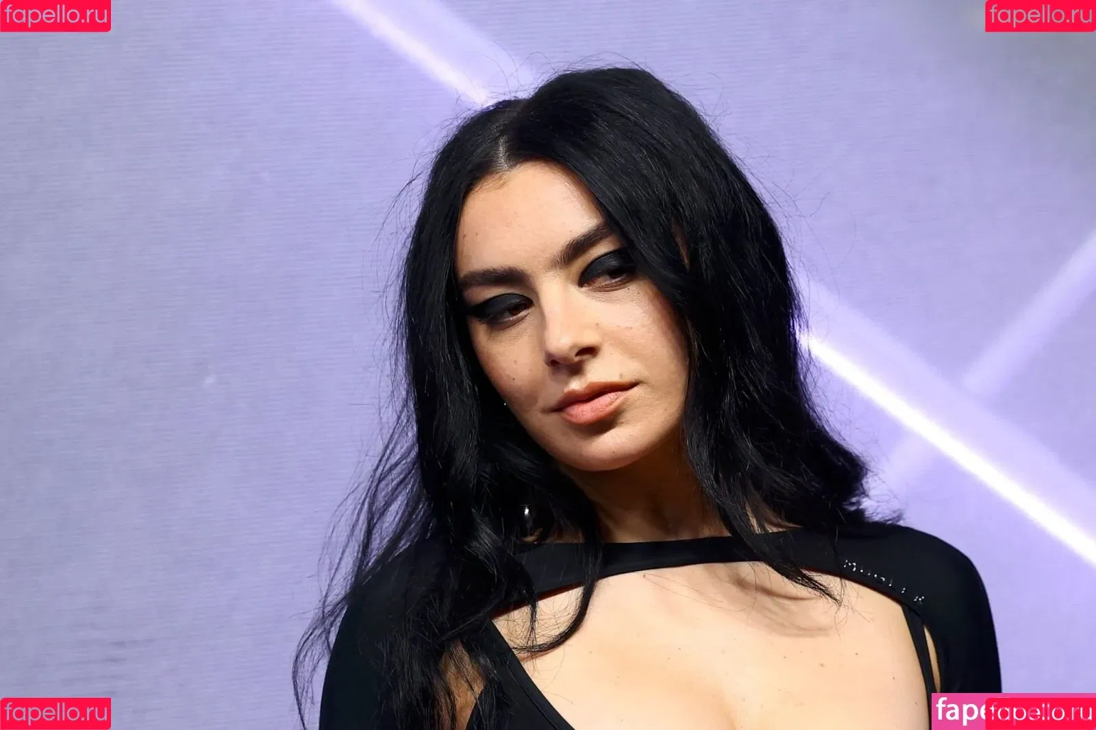 Charli XCX / charli_xcx / charlignarly Onlyfans Photo Gallery 