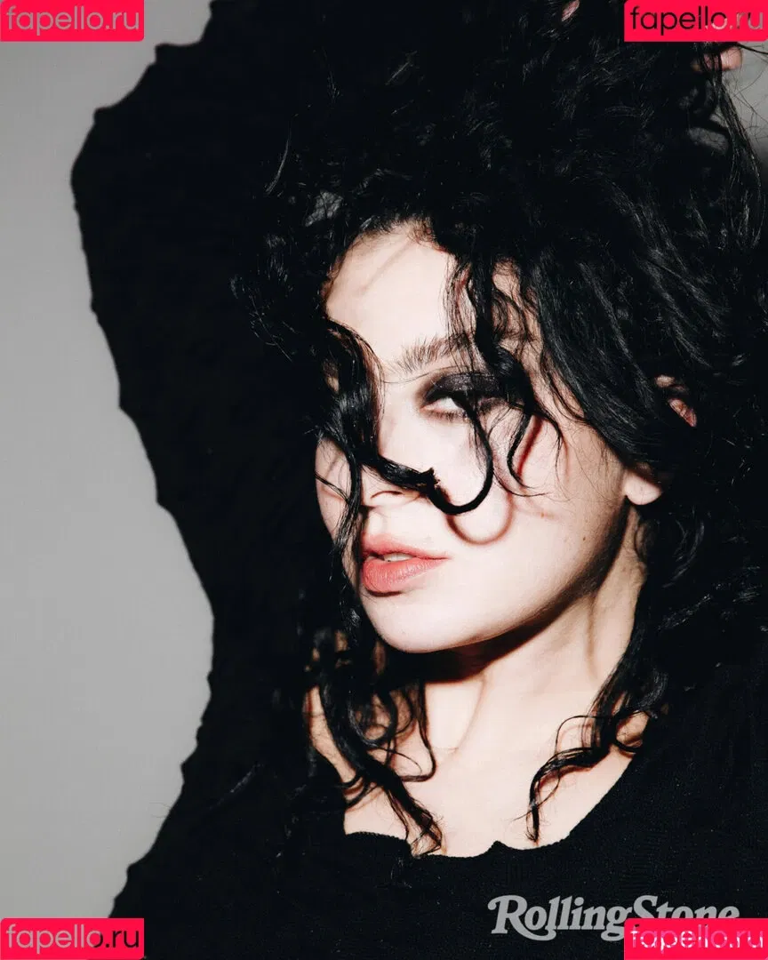 Charli XCX / charli_xcx / charlignarly Onlyfans Photo Gallery 