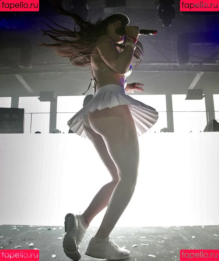 Charli XCX / charli_xcx / charlignarly Onlyfans Photo Gallery 