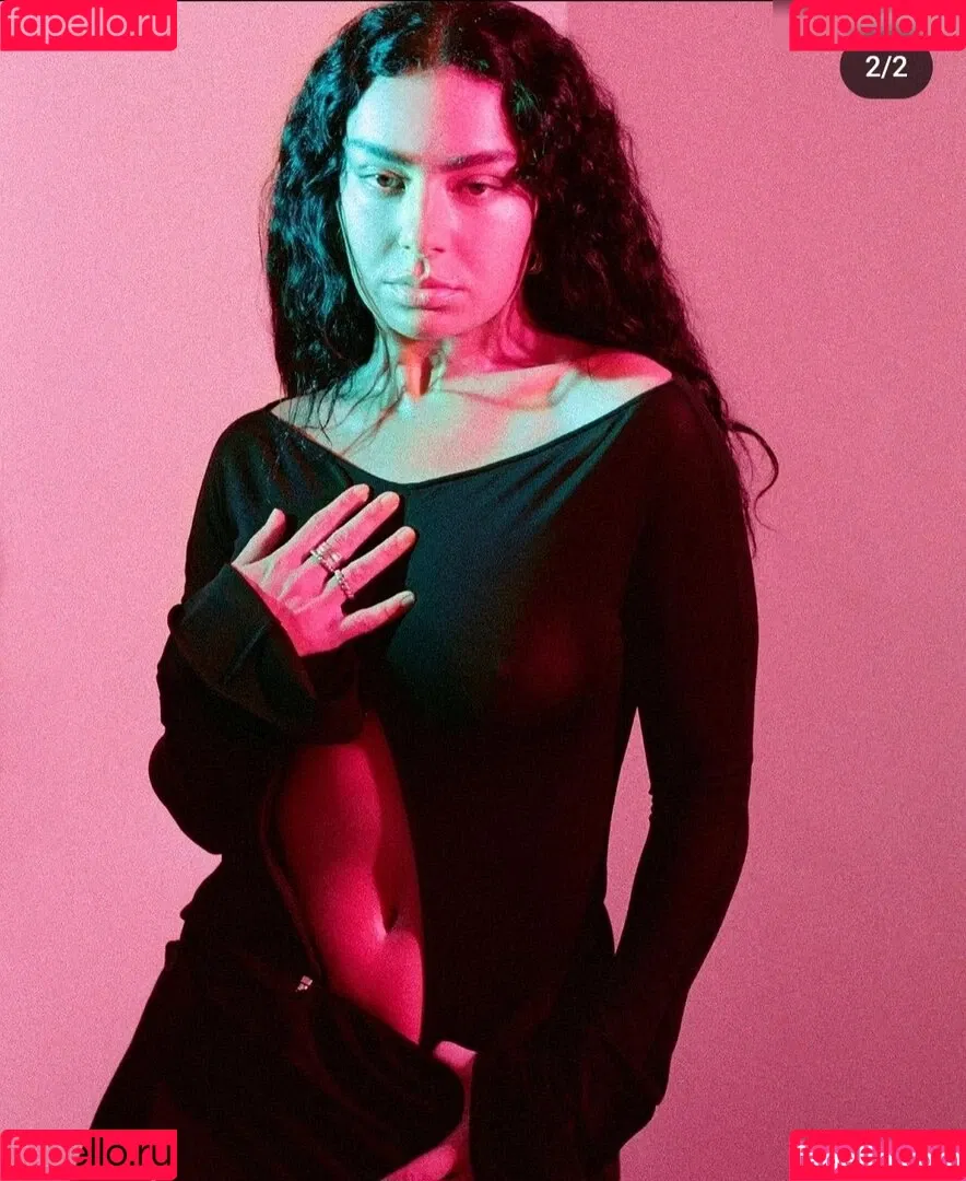 Charli XCX / charli_xcx / charlignarly Onlyfans Photo Gallery 