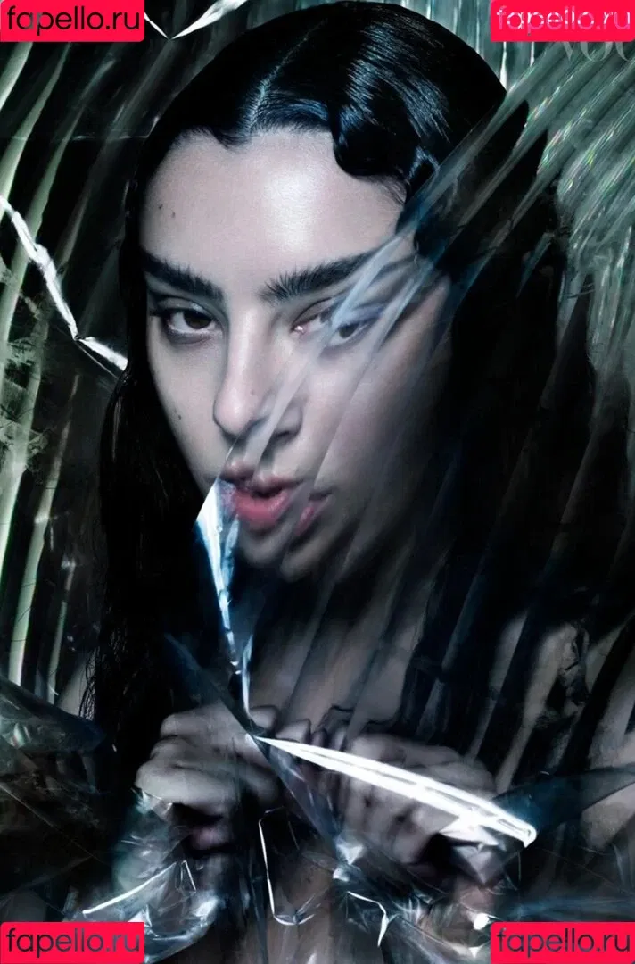 Charli XCX / charli_xcx / charlignarly Onlyfans Photo Gallery 