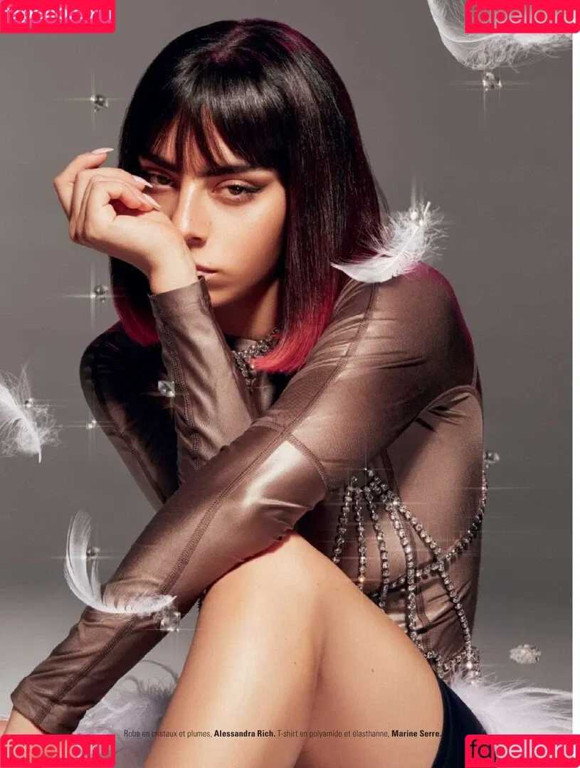 Charli XCX / charli_xcx / charlignarly Onlyfans Photo Gallery 