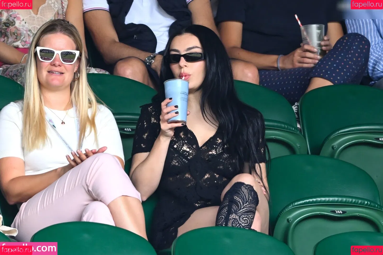 Charli XCX / charli_xcx / charlignarly Onlyfans Photo Gallery 