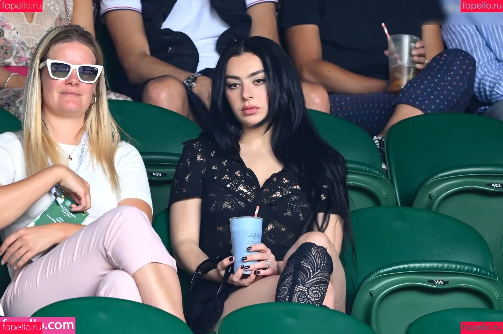 Charli XCX / charli_xcx / charlignarly Onlyfans Photo Gallery 
