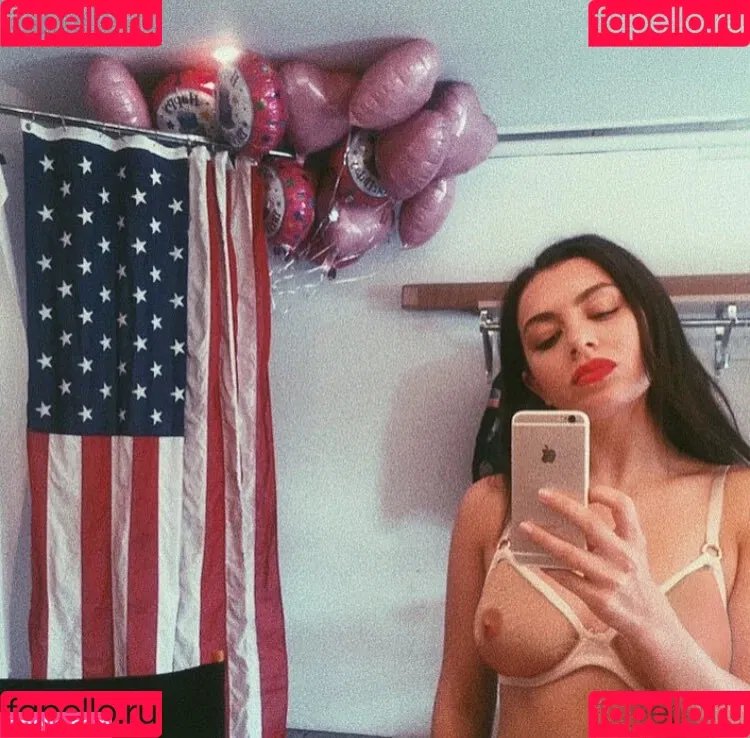 Charli XCX / charli_xcx / charlignarly Onlyfans Photo Gallery 