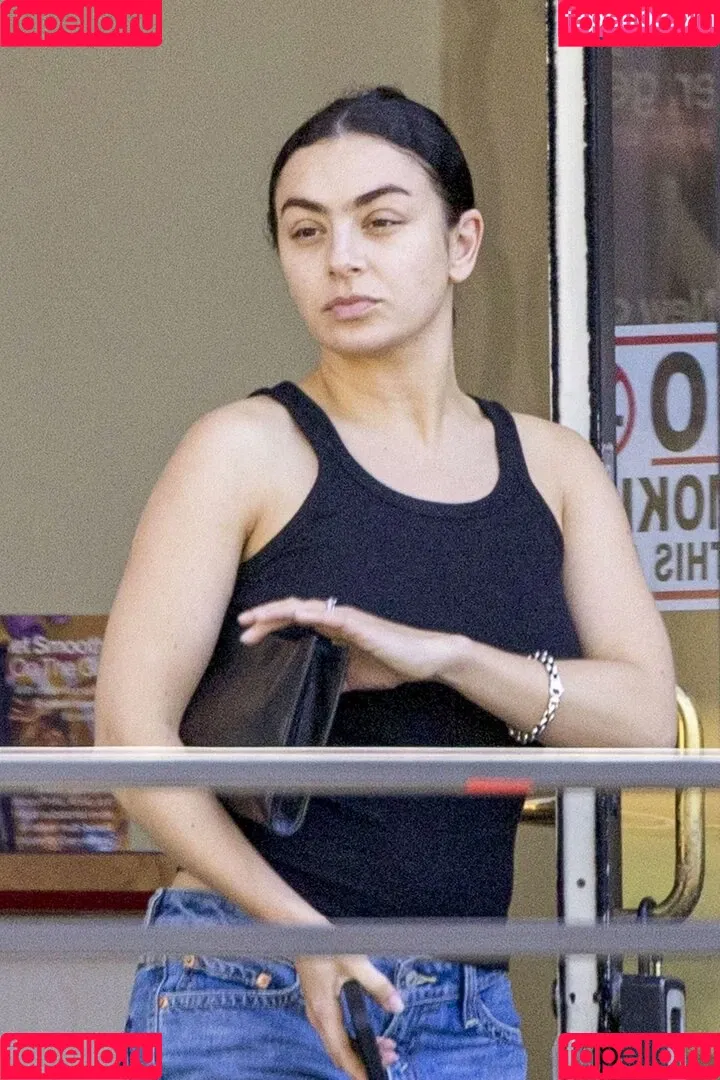 Charli XCX / charli_xcx / charlignarly Onlyfans Photo Gallery 