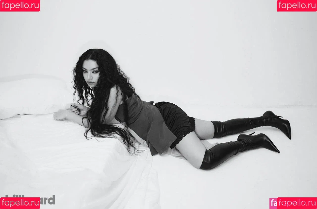 Charli XCX / charli_xcx / charlignarly Onlyfans Photo Gallery 