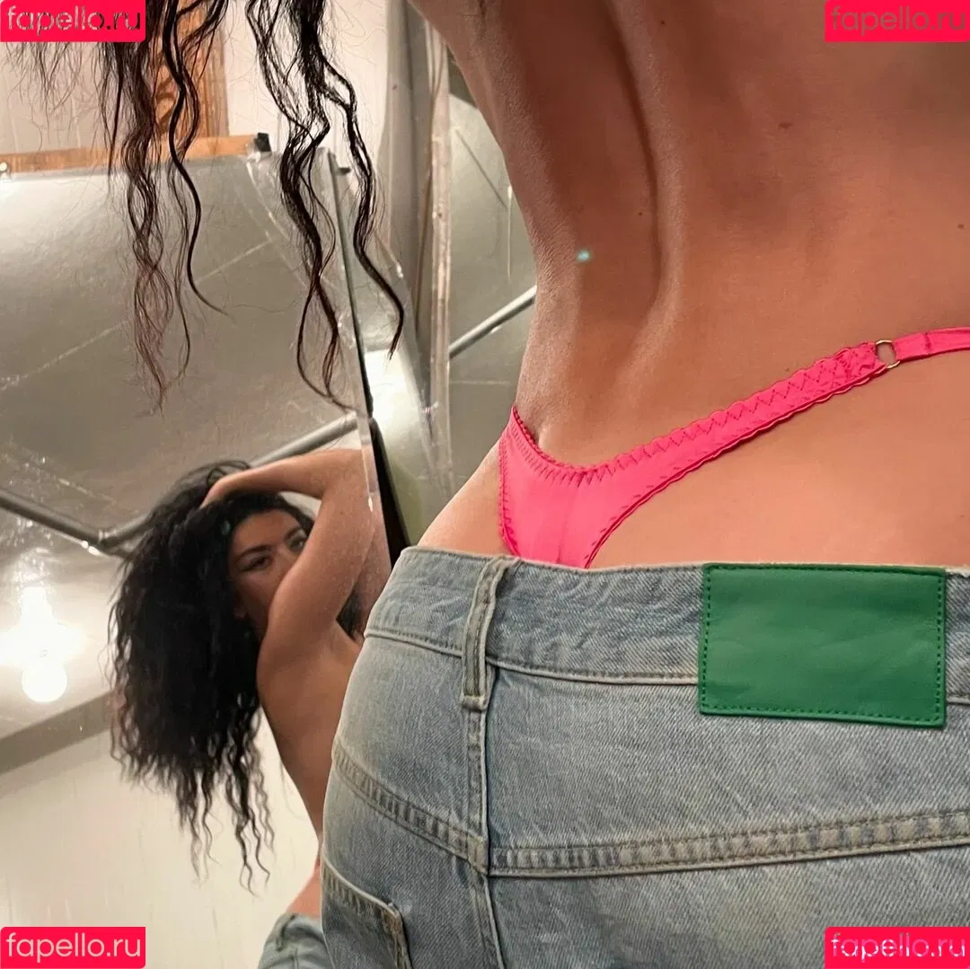 Charli XCX / charli_xcx / charlignarly Onlyfans Photo Gallery 