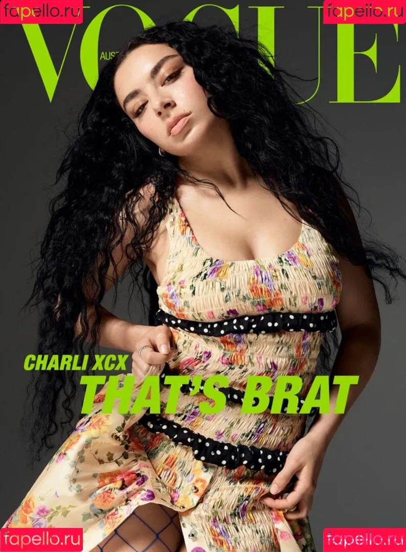 Charli XCX / charli_xcx / charlignarly Onlyfans Photo Gallery 
