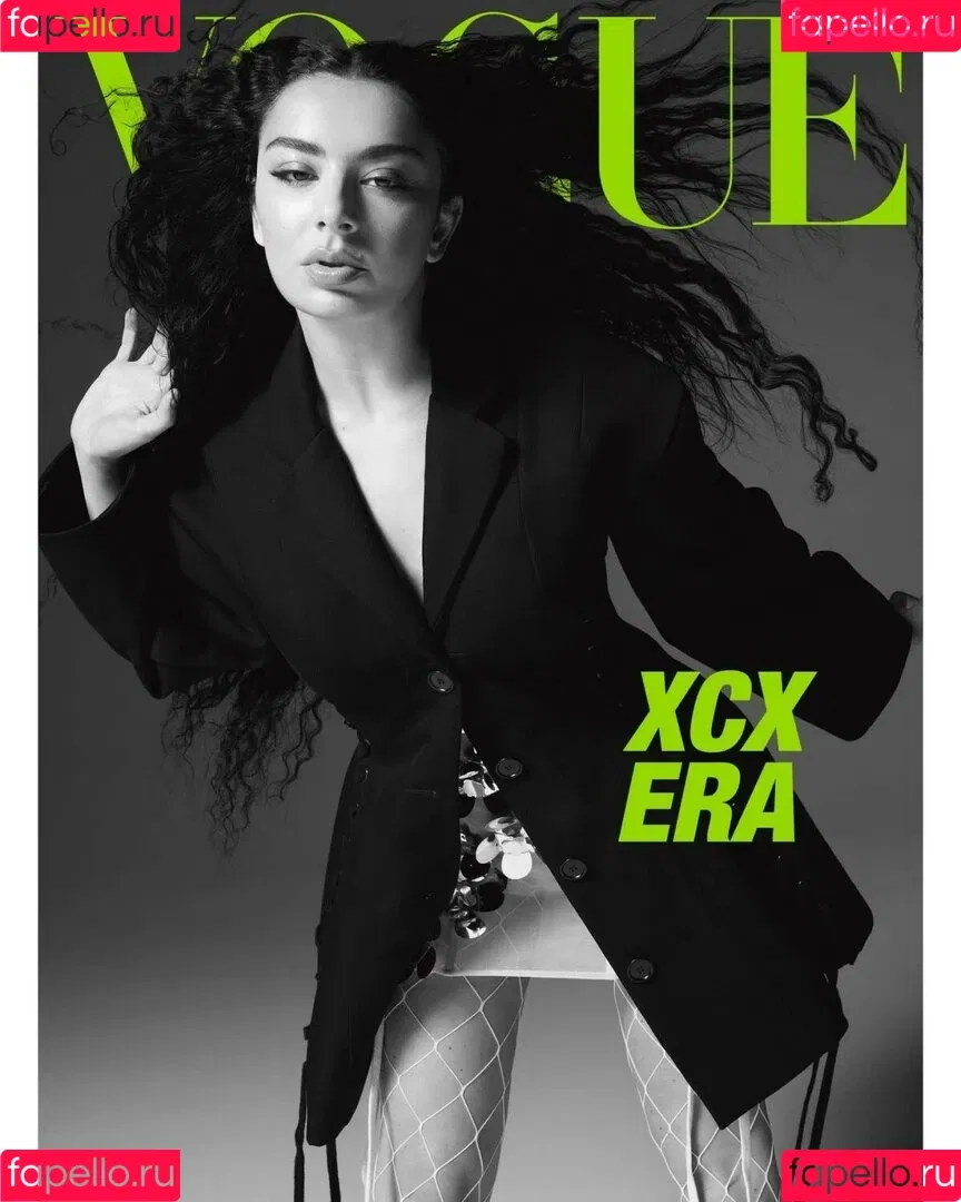 Charli XCX / charli_xcx / charlignarly Onlyfans Photo Gallery 