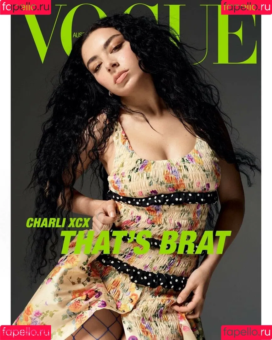 Charli XCX / charli_xcx / charlignarly Onlyfans Photo Gallery 