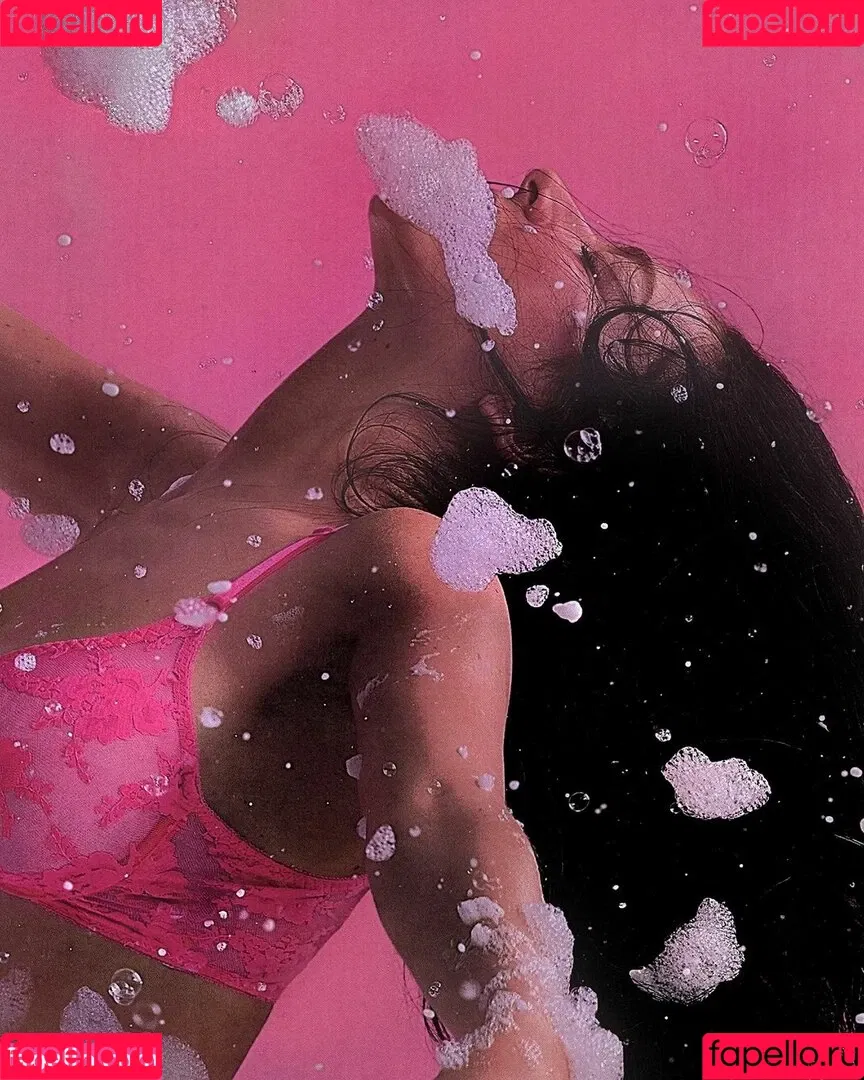 Charli XCX / charli_xcx / charlignarly Onlyfans Photo Gallery 