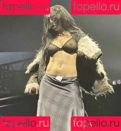 Charli XCX / charli_xcx / charlignarly Onlyfans Photo Gallery 