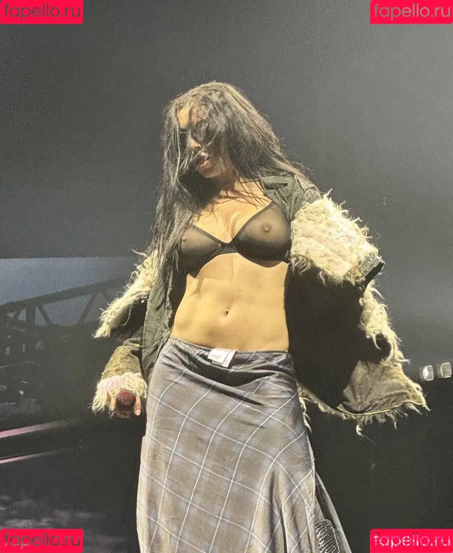 Charli XCX / charli_xcx / charlignarly Onlyfans Photo Gallery 