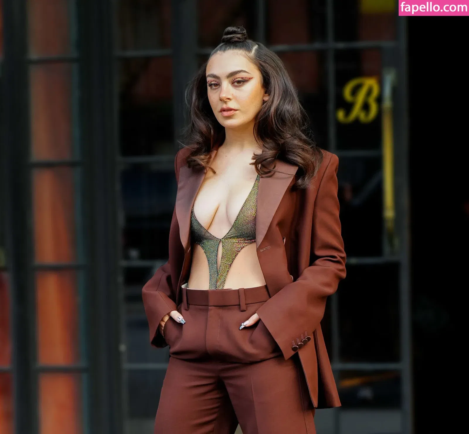 Charli XCX / charli_xcx / charlignarly Onlyfans Photo Gallery 