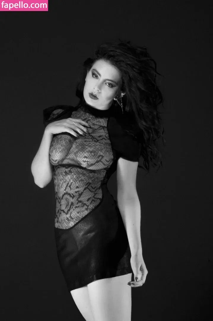 Charli XCX / charli_xcx / charlignarly Onlyfans Photo Gallery 