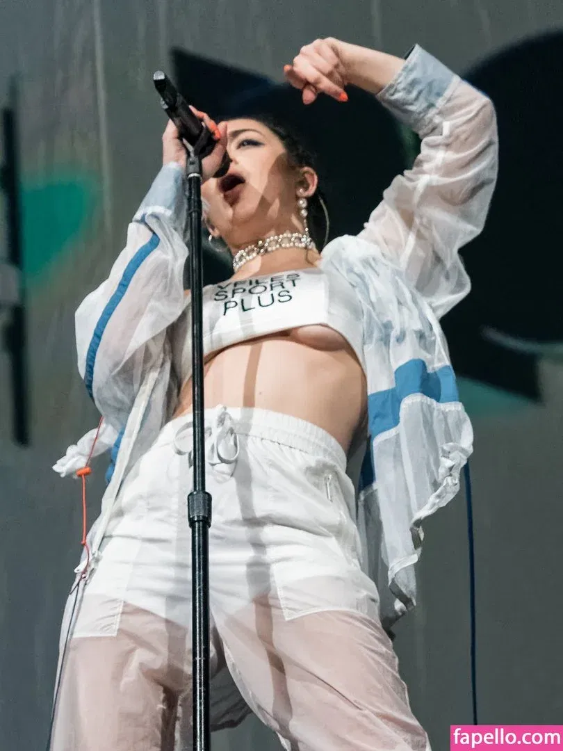 Charli XCX / charli_xcx / charlignarly Onlyfans Photo Gallery 