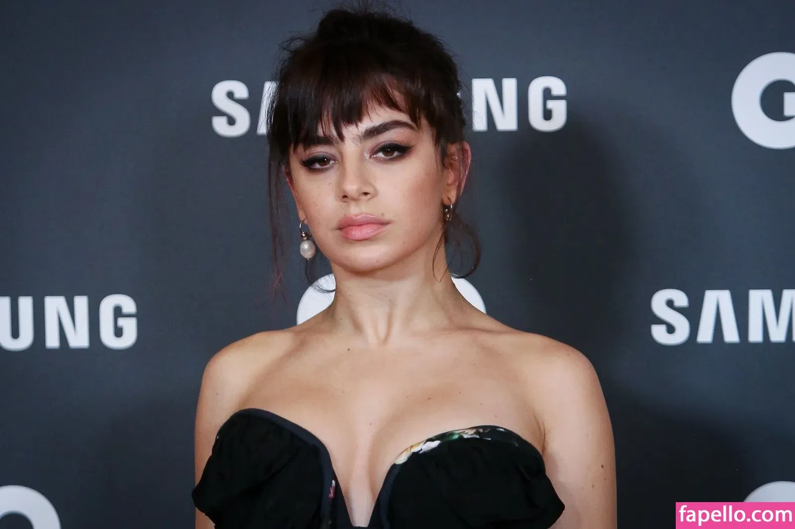 Charli XCX / charli_xcx / charlignarly Onlyfans Photo Gallery 