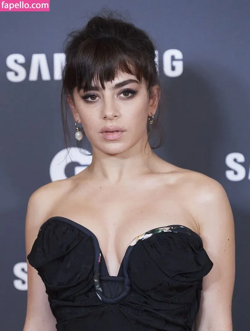 Charli XCX / charli_xcx / charlignarly Onlyfans Photo Gallery 