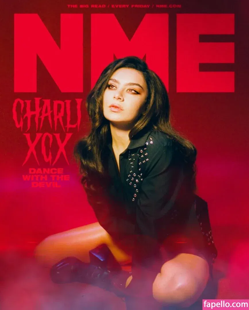 Charli XCX / charli_xcx / charlignarly Onlyfans Photo Gallery 