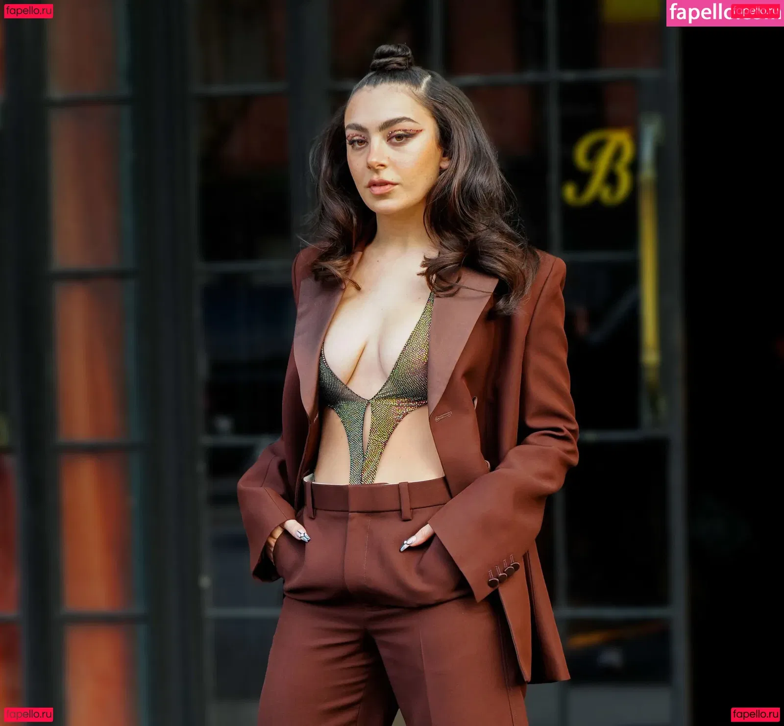Charli XCX / charli_xcx / charlignarly Onlyfans Photo Gallery 