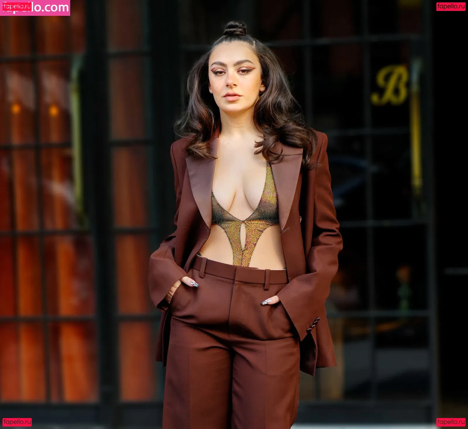 Charli XCX / charli_xcx / charlignarly Onlyfans Photo Gallery 
