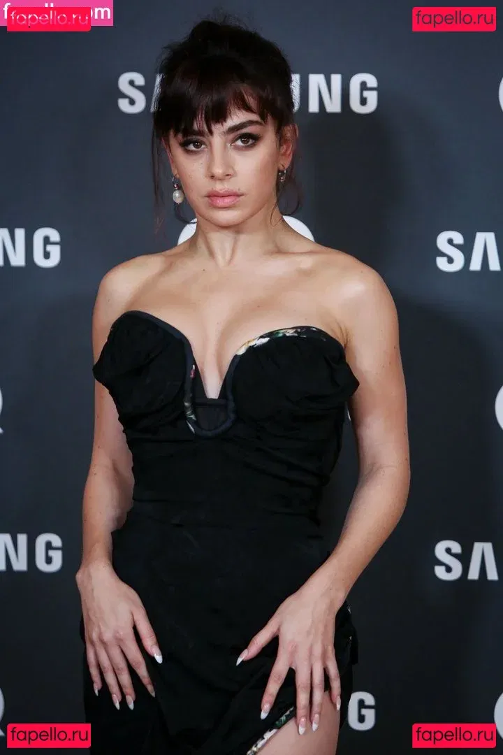 Charli XCX / charli_xcx / charlignarly Onlyfans Photo Gallery 