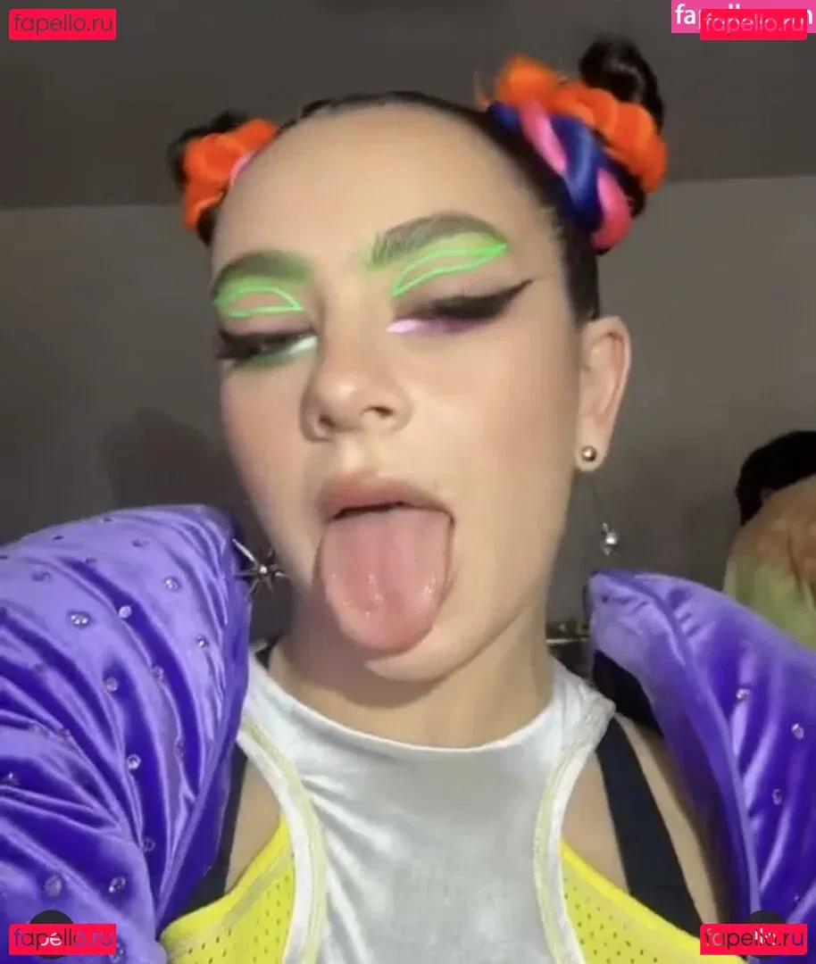 Charli XCX / charli_xcx / charlignarly Onlyfans Photo Gallery 
