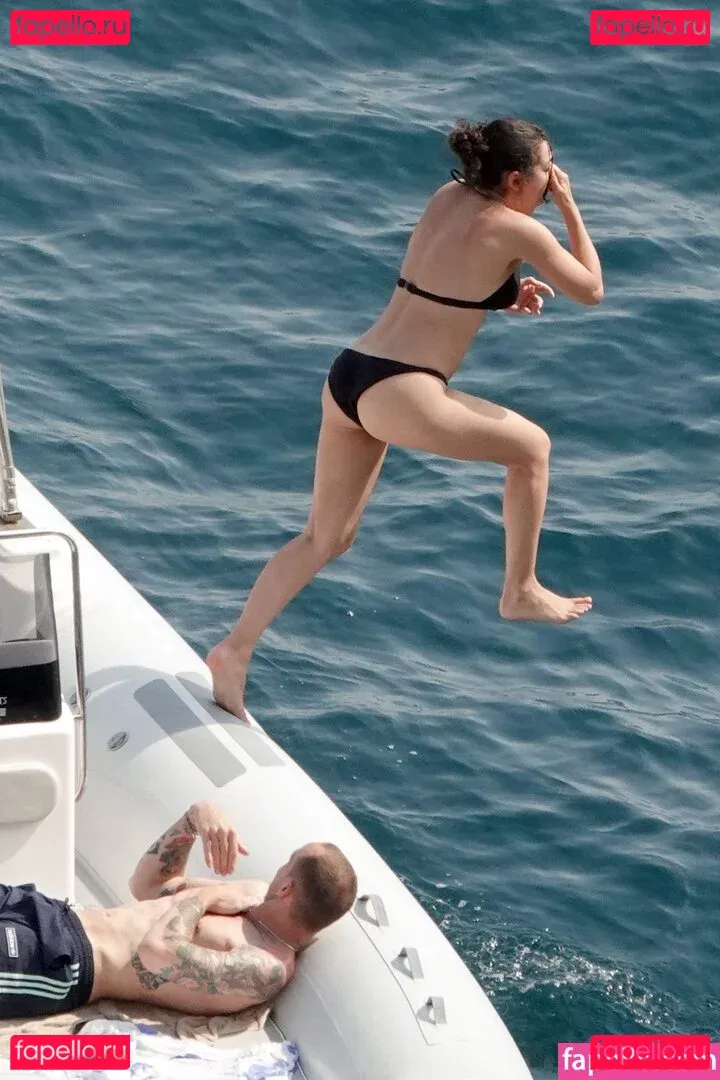 Charli XCX / charli_xcx / charlignarly Onlyfans Photo Gallery 