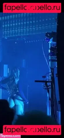 Charli XCX / charli_xcx / charlignarly Onlyfans Photo Gallery 