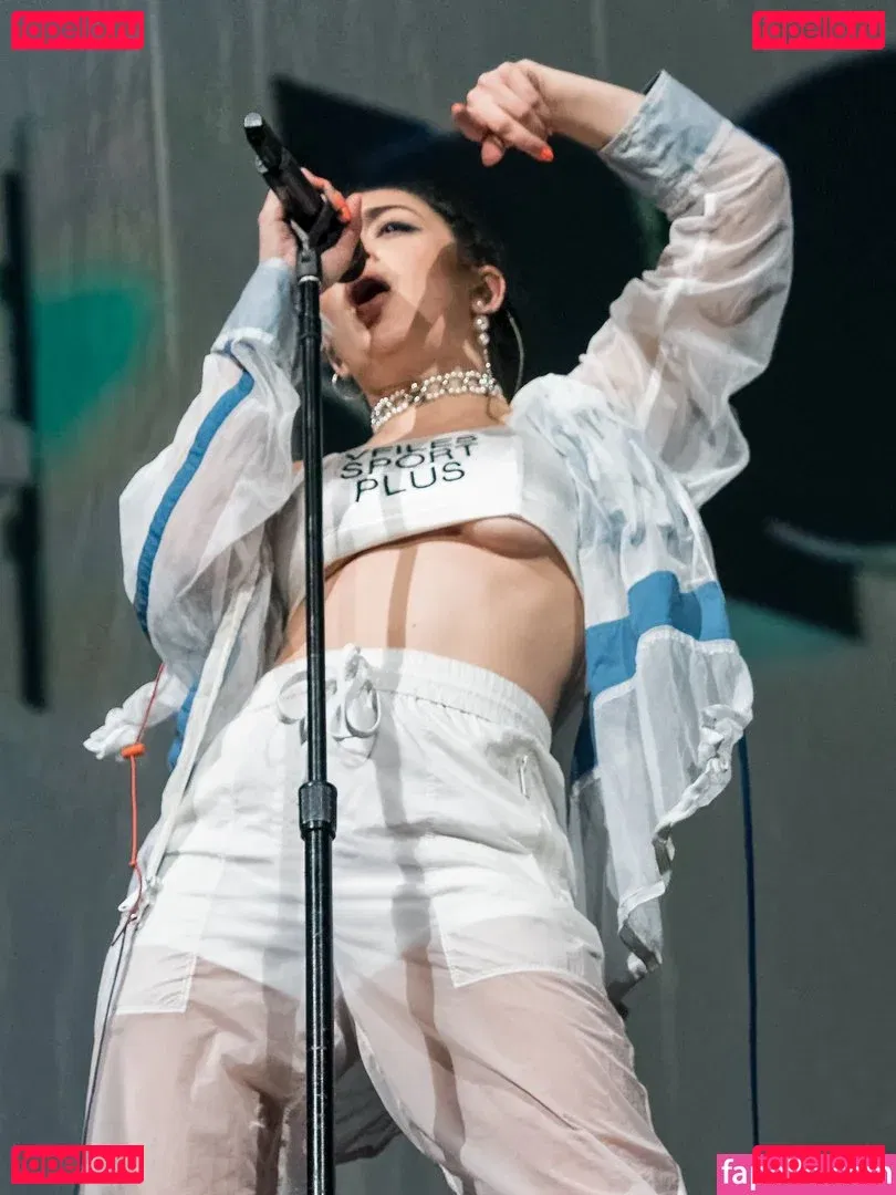 Charli XCX / charli_xcx / charlignarly Onlyfans Photo Gallery 