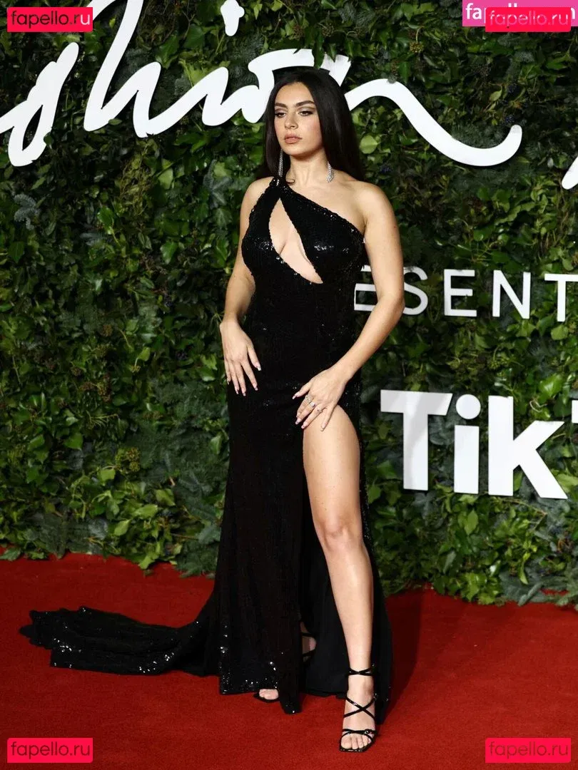 Charli XCX / charli_xcx / charlignarly Onlyfans Photo Gallery 